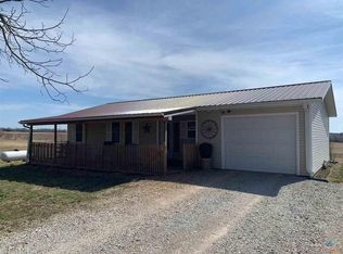 25620 Walker Rd, Sedalia, MO 65301