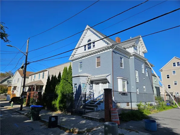 181 Reynolds Ave, Providence, RI 02905