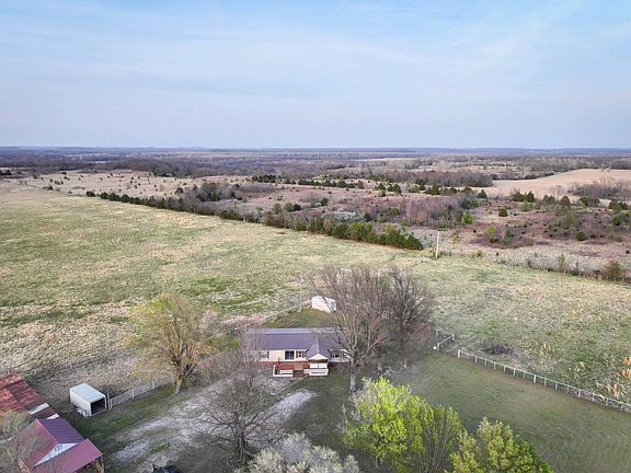 2nd image of 16427 Vinita Rd