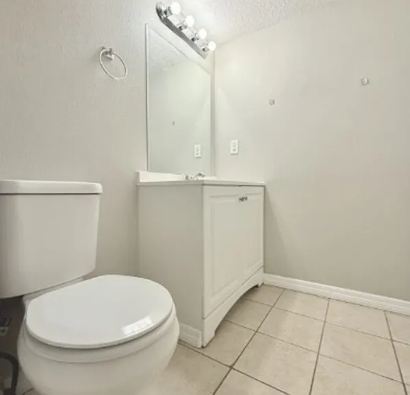 425 F St #3 — Photo 36