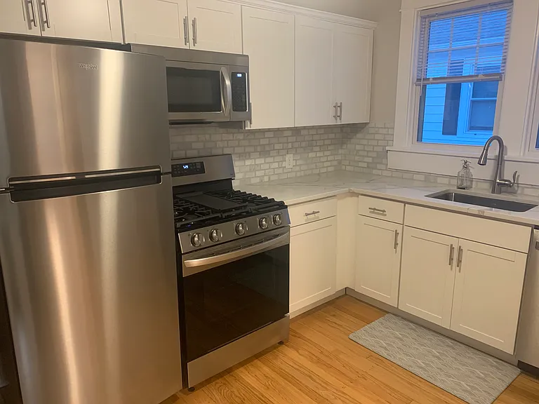 122 Pinewoods Ave #2 — Photo 12