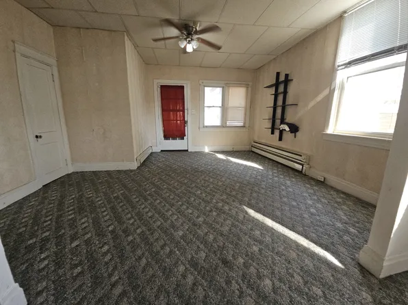 44 S 2nd St APT 1, Harrisburg, PA 17113