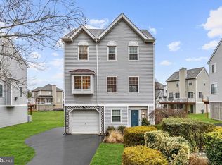 103 Mariners Point Dr, Middle River, MD 21220