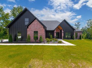 100 Shepherd Loop Dr, Arkadelphia, AR 71923