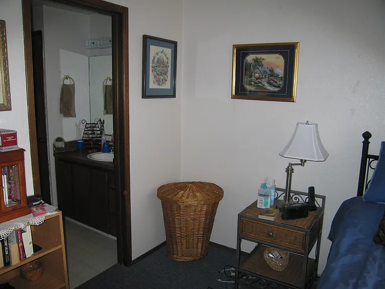 1422 NW 59th St #5 — Photo 9
