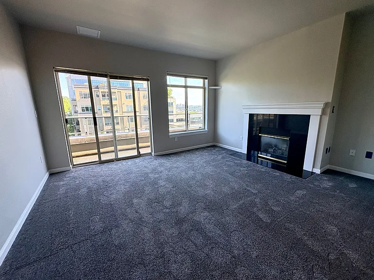 900 Aurora Ave N #S608 — Photo 4