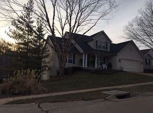 139 Keystone Dr, Fenton, MO