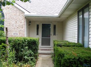 26762 Thompson Rd, Perrysburg, OH 43551