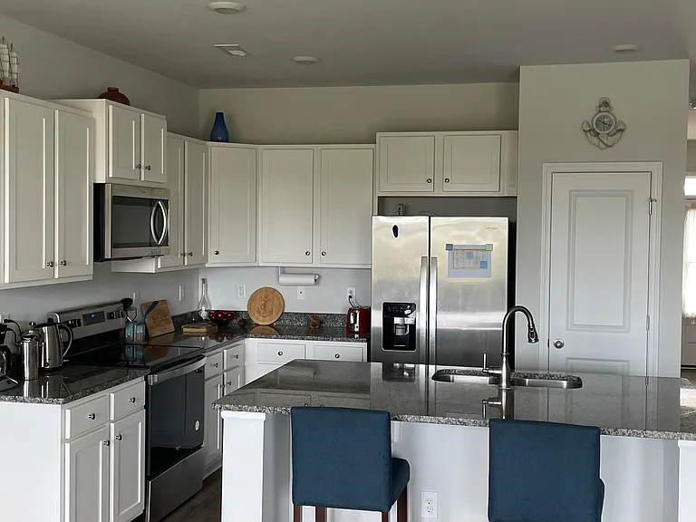 6768 Blacktip Ln — Photo 2