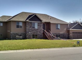 616 Knights Ct, Sartell, MN 56377