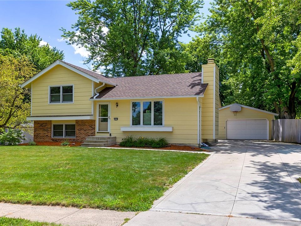 1st image of 1212 Lyndale Dr