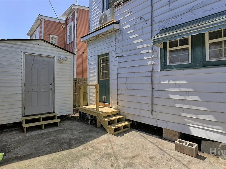 1112 Barnard St #A — Photo 19