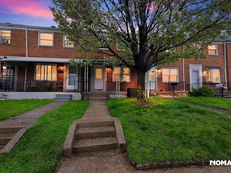2207 Firethorn Rd — Photo 2