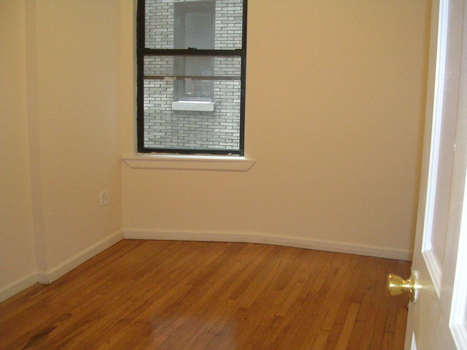 1st image of 21 W 110th St APT 34