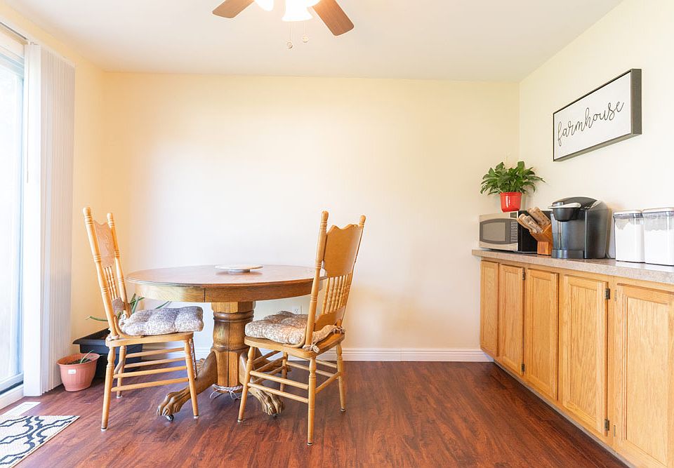 Londonaire Townhomes 5703 Oxford Ln Lockport, NY Zillow