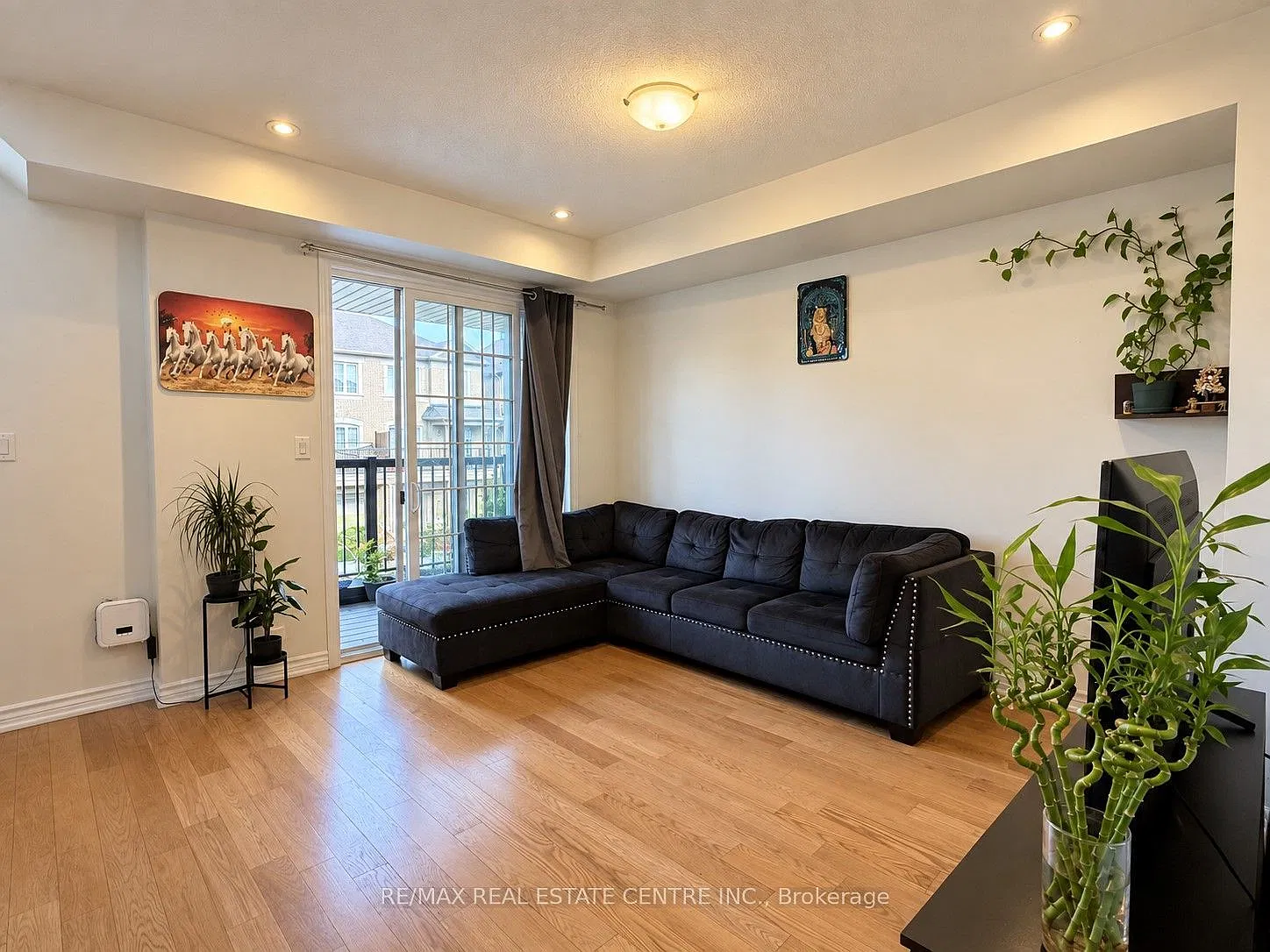 3 bed, $2,500 — Photo 3