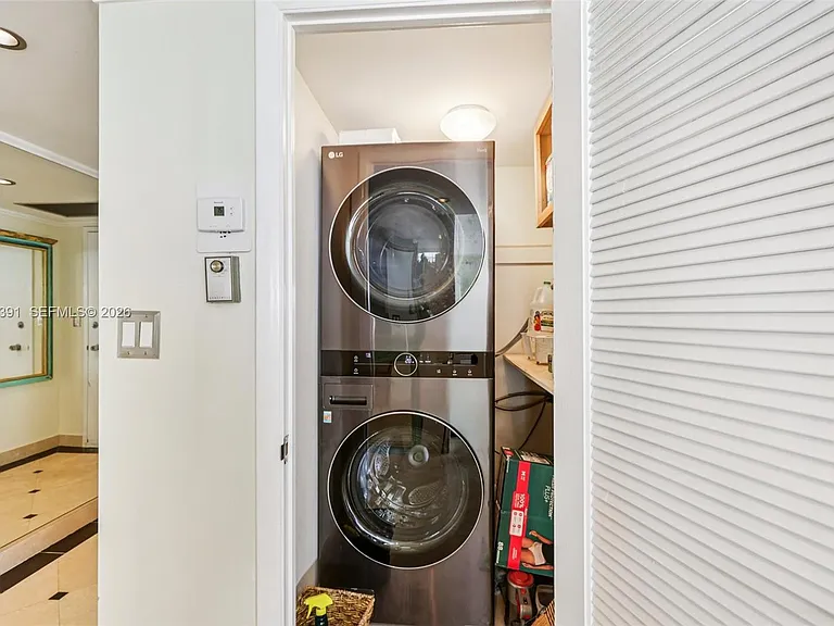 3550 Galt Ocean Dr #501 — Photo 36