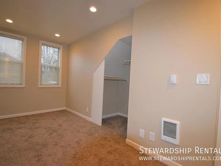 893 W 5th Ave #2 — Photo 7