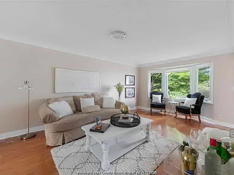 6711 Riverside Dr E — Photo 25