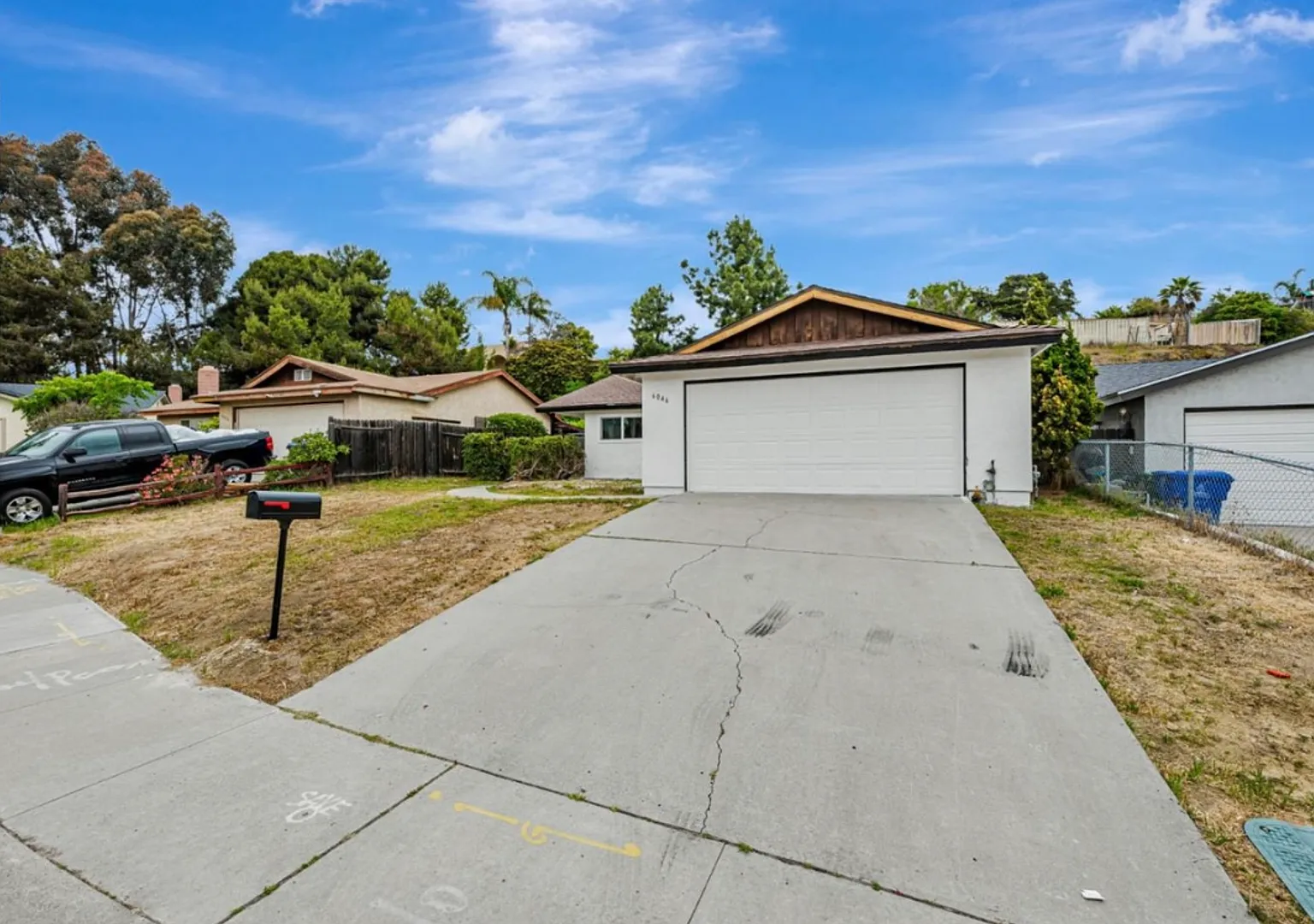 Spacious 4-Bedroom Home in Desirable Paradise Hills — Photo 1