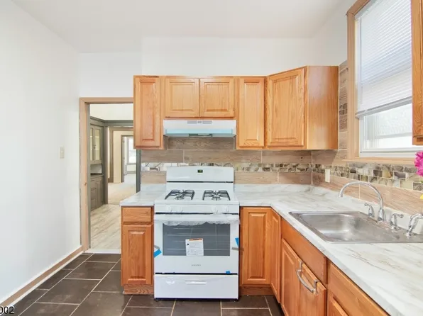 164 Springdale Ave, East Orange, NJ