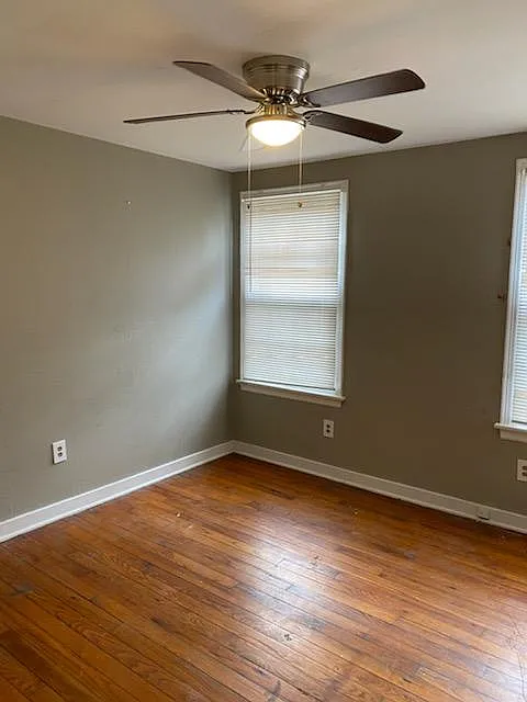 2 bed, 779 sqft, $900 — Photo 2