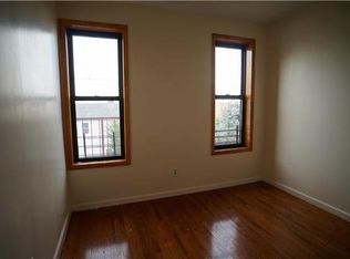6718 14th Ave APT 3R, Brooklyn, NY 11219