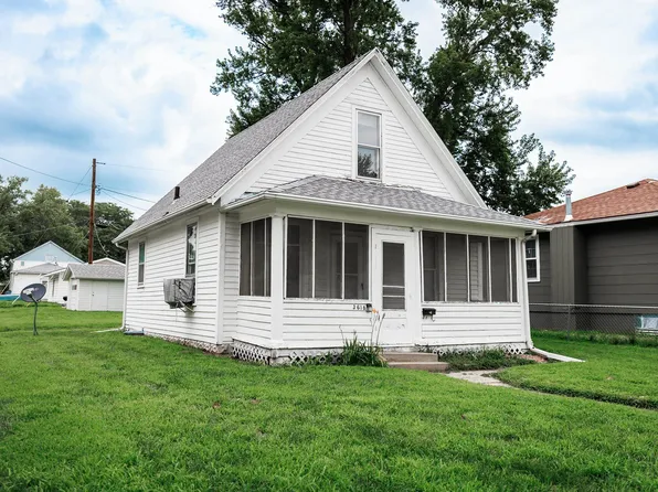 3618 13th St, Columbus, NE 68601