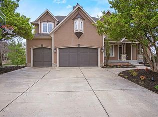 21013 W 81st Pl, Lenexa, KS 66220