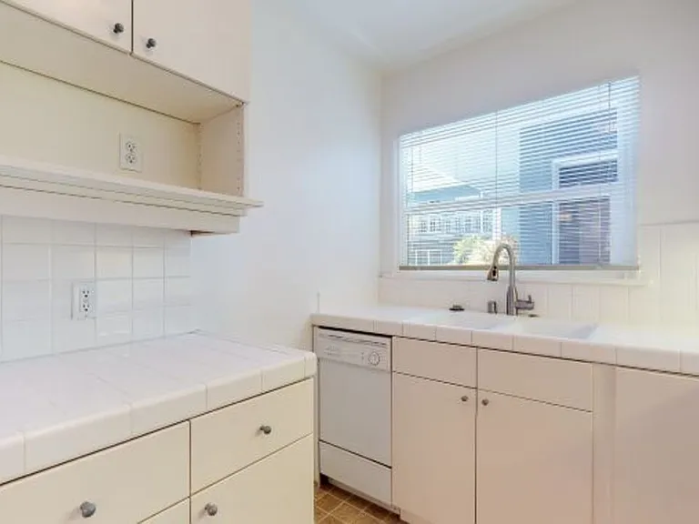 11284 Montana Ave #1 — Photo 6