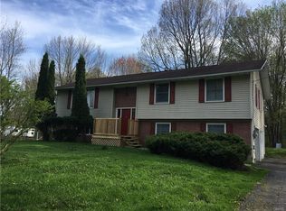 9457 Pendergast Rd, Phoenix, NY 13135