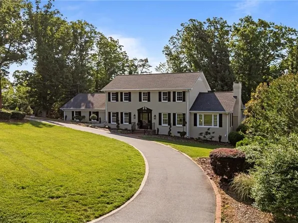 1025 Neely Dr, Asheboro, NC 27205
