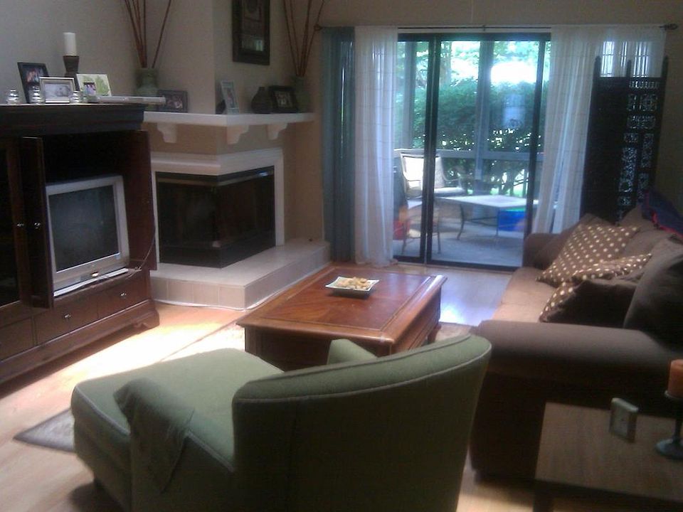 2nd image of 1144 Shadow Lake Cir