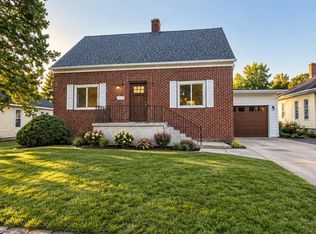 106 W Washington St, Kentland, IN 47951