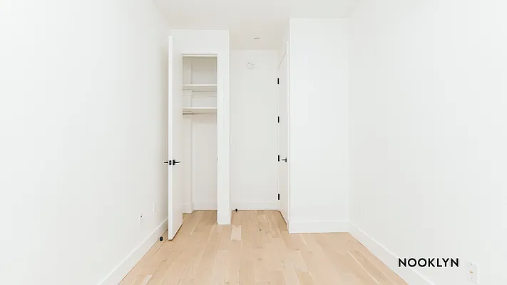Rented by Nooklyn NYC LLC | media 8