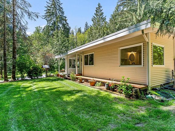 Front Entrance and Yard