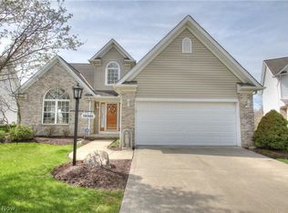 18561 Winding Oak Dr, Cleveland, OH 44130