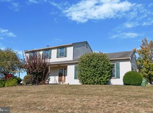 93 Birchwood Dr, Chalfont, PA