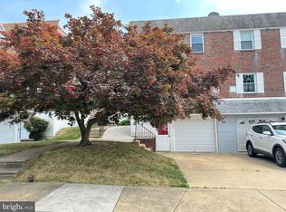 8859 Manchester St, Philadelphia, PA 19152