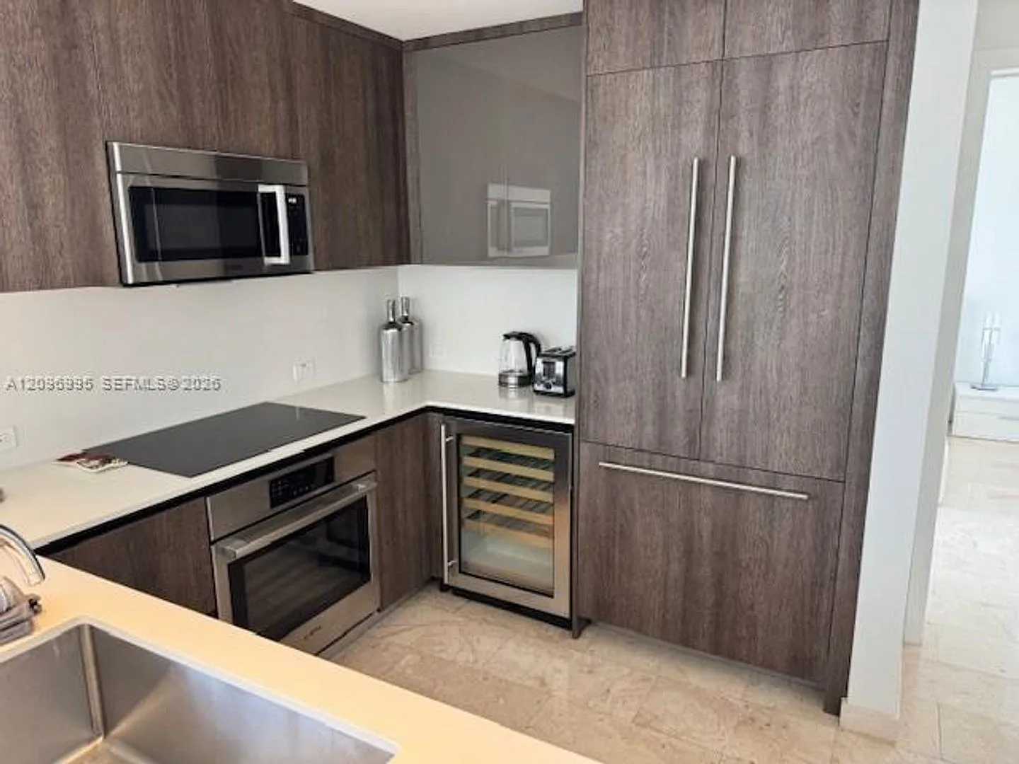 68 SE 6th St cu-2412, Miami, FL 33131 — Photo 1