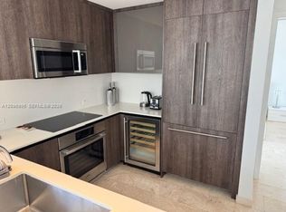 68 SE 6th St #CU-2412, Miami, FL 33131