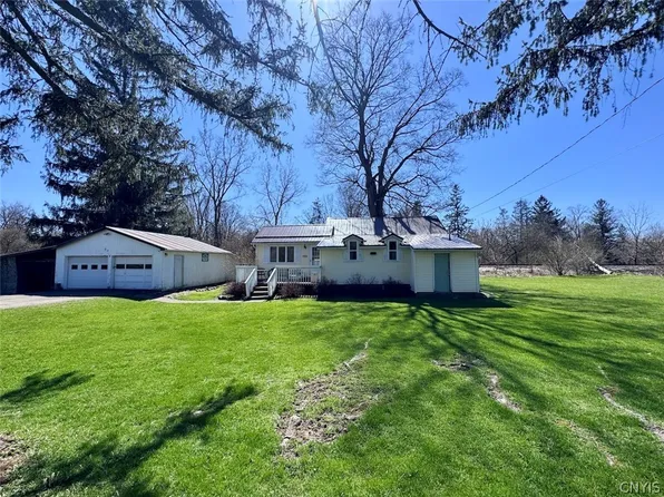 6 John St, Belmont, NY 14813