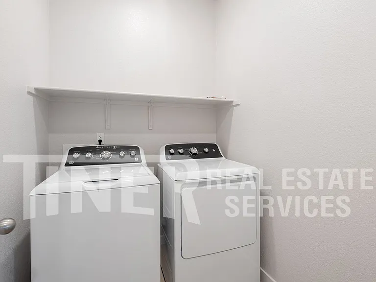 7160 El Cerrito Way — Photo 19