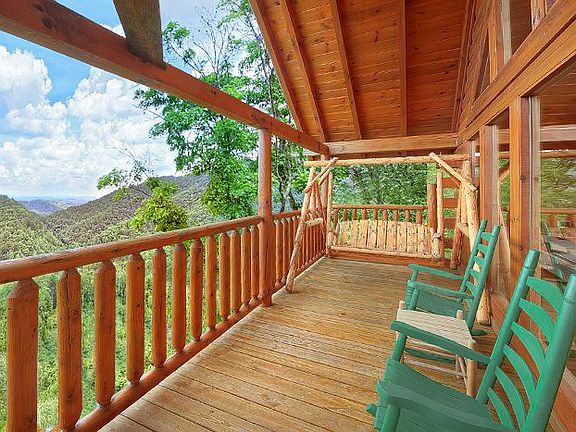Upper floor rear deck