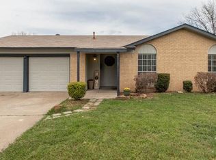 216 Rancho Dr, Saginaw, TX 76179