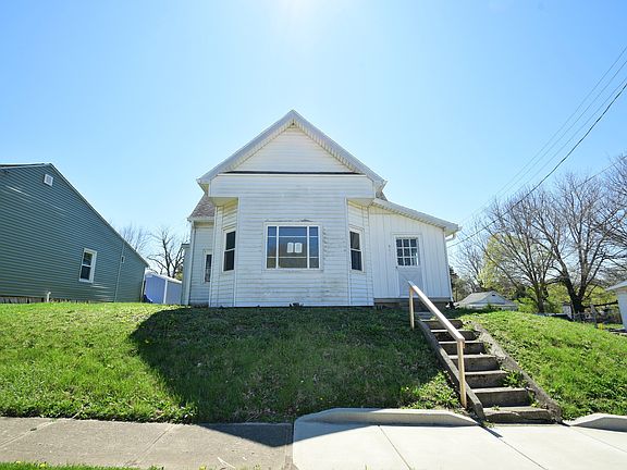 2nd image of 501 E Main St