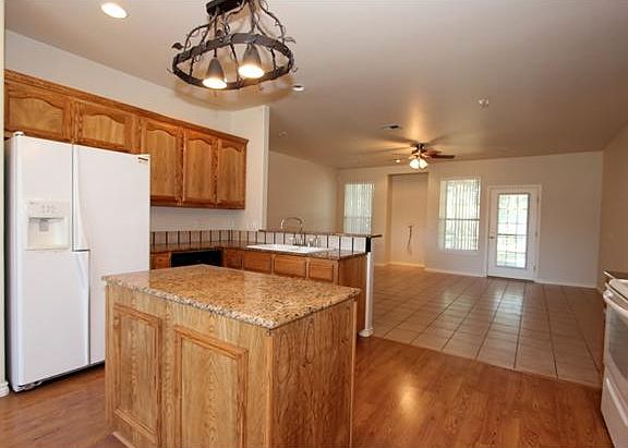 2nd image of 113 Pebbles Dr