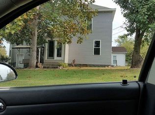 331 Poplar St, Mount Carmel, IL 62863