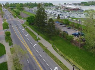 4609 Lake Ave, Rochester, NY 14612