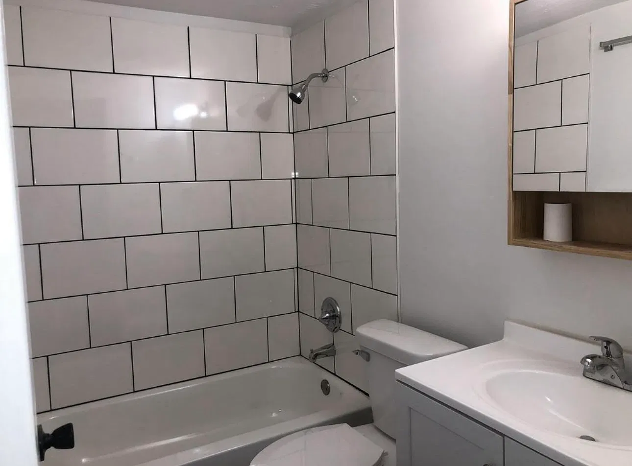 2 bed, 768 sqft, $1,000 — Photo 4